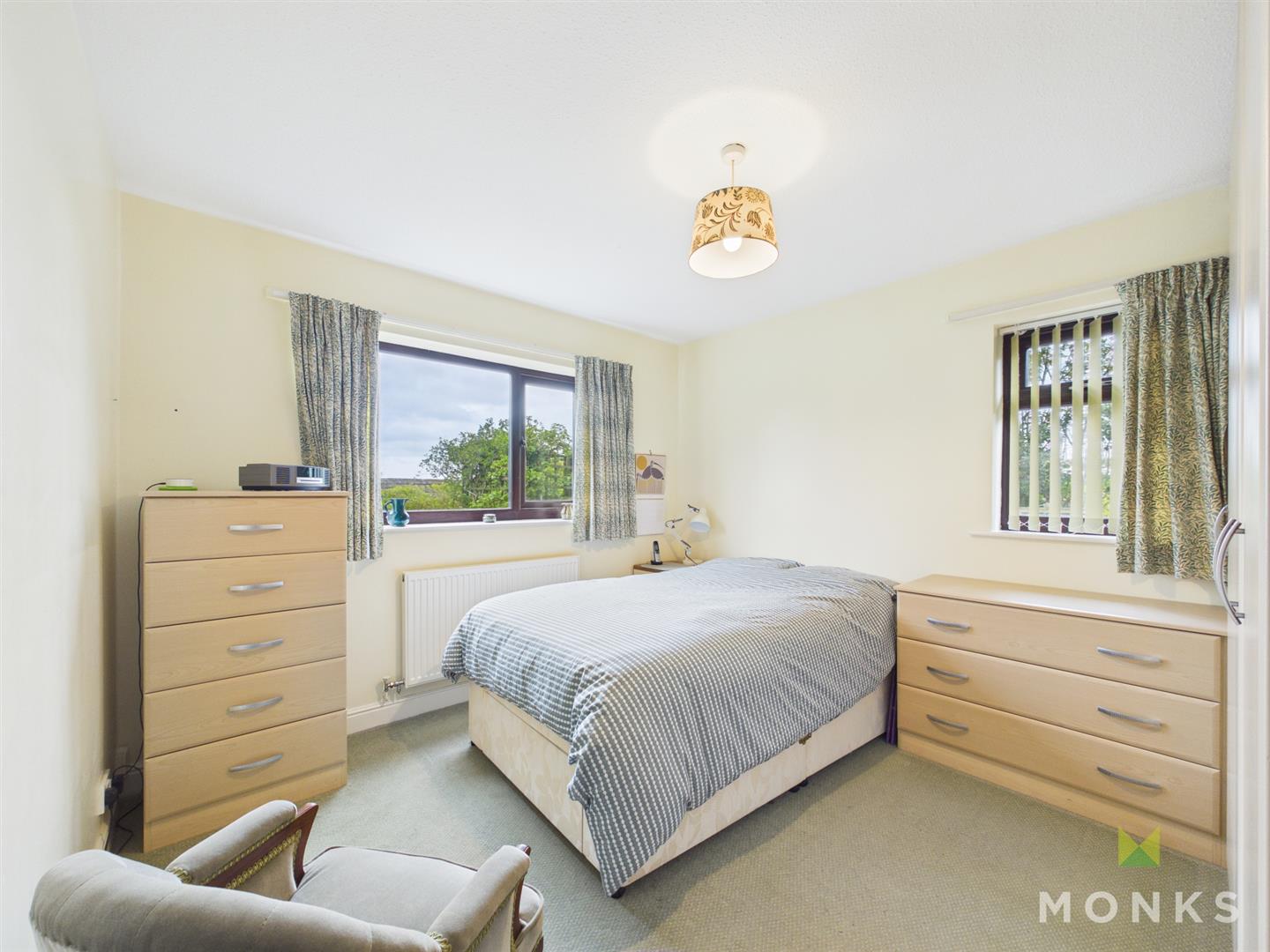 22 Llanforda Mead, Oswestry, SY11 1TS For Sale